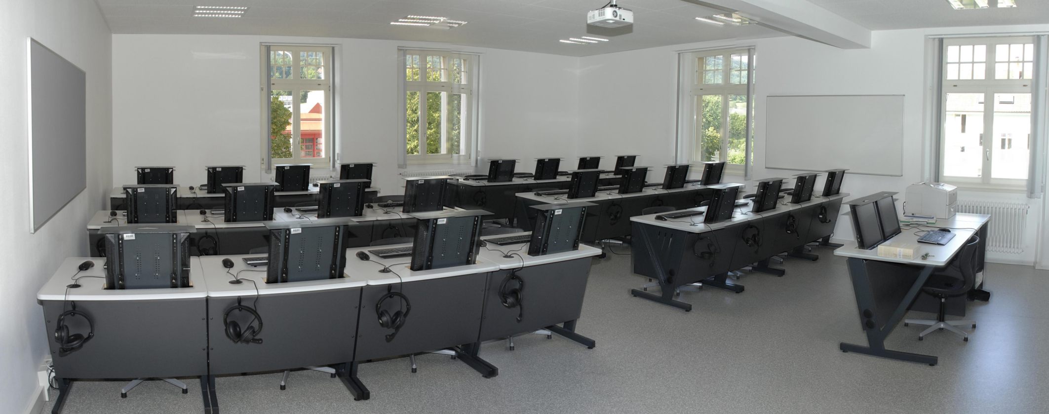 laboratoire de langues IxiLabo en Suisse